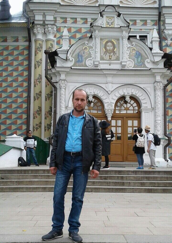  26169337  Sergey, 43 ,     