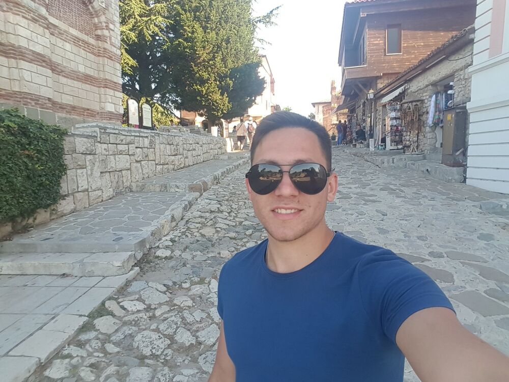  ,   Serj, 28 ,   ,   , c 