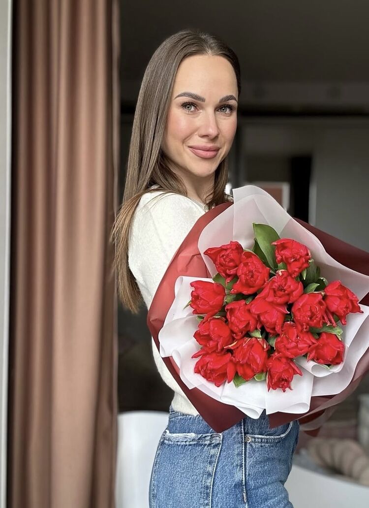  54482057  Snna, 35 ,    