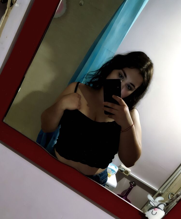  46536567  , 22 ,    
