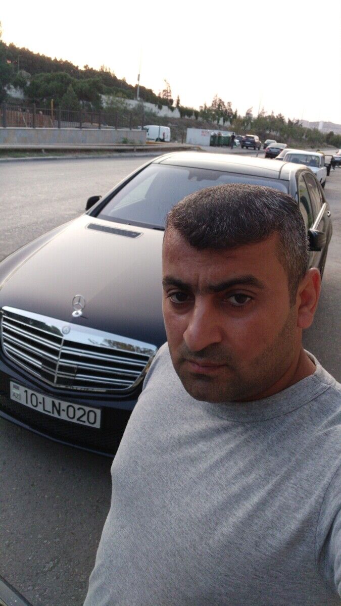  21098607  Samir, 41 ,    