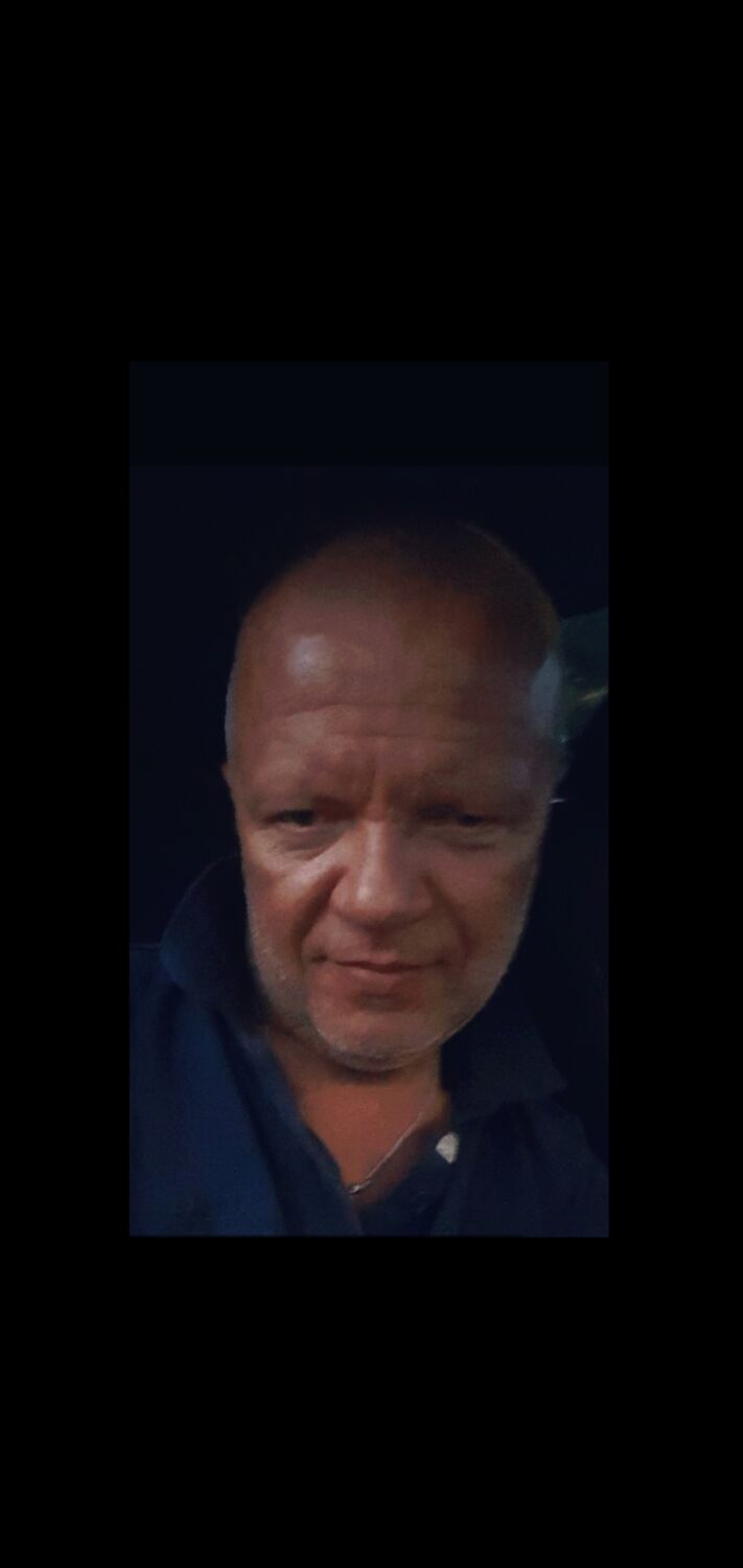  22707547  Anton, 60 ,    