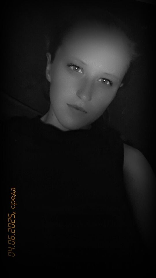  52077087  , 25 ,    