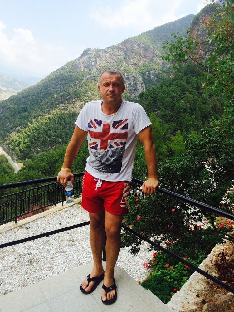  ,   Michael, 52 ,   