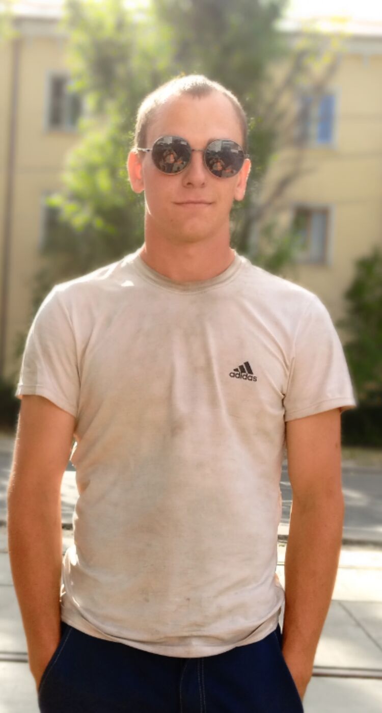  ,   Andrey, 21 ,   ,   