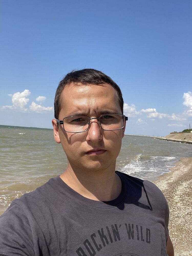  31570217  , 34 ,    