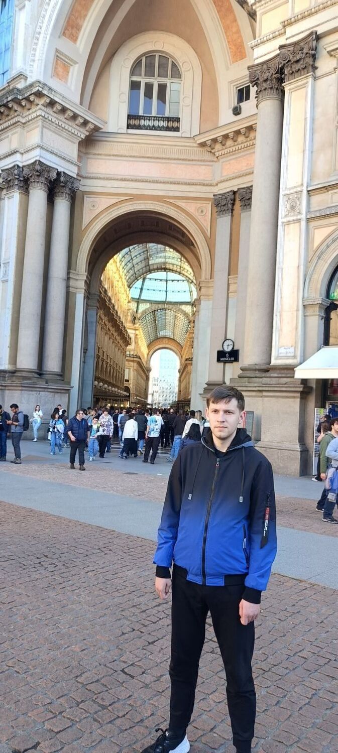 53631217  Maks, 20 ,    Bielany Wroclawskie