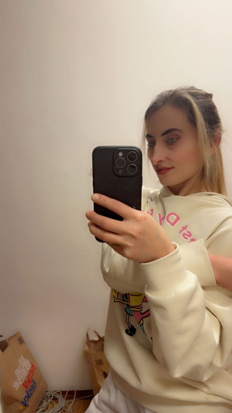  Karvina,   , 30 ,   ,   , c , 