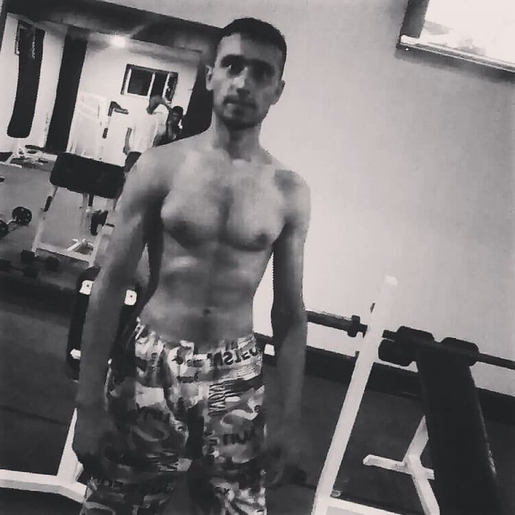  19026027  , 30 ,    