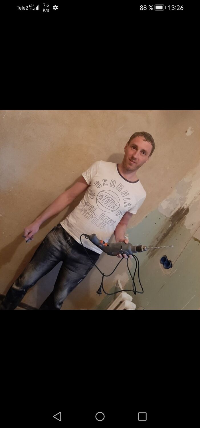  43203347  , 42 ,    