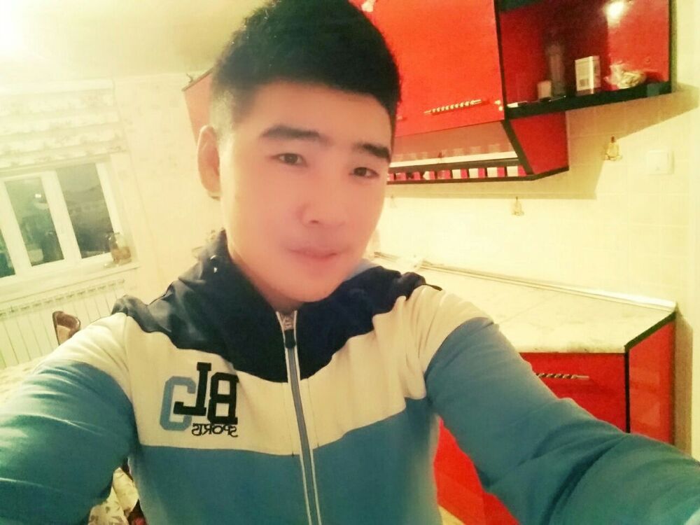  6681447  Elaman, 29 ,    -