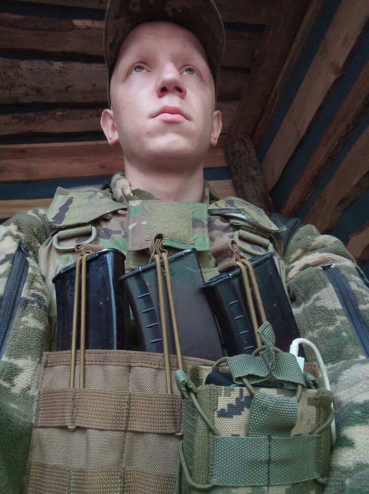  ,   Yrik, 28 ,   ,   