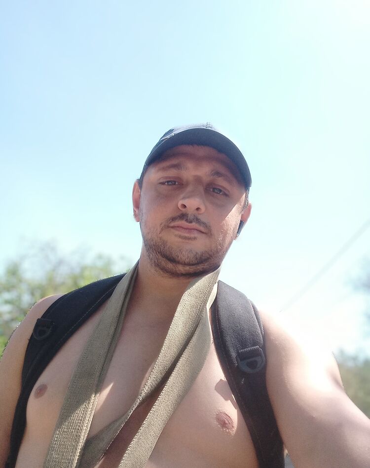  45739937  Alex, 35 ,    