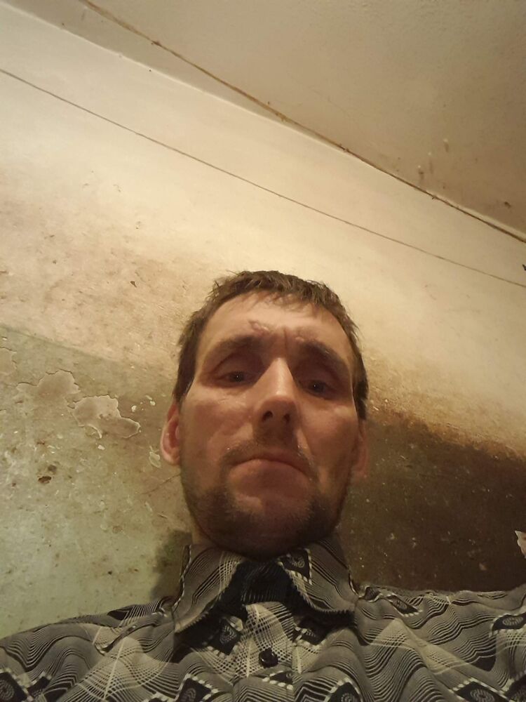  41164387  , 42 ,    