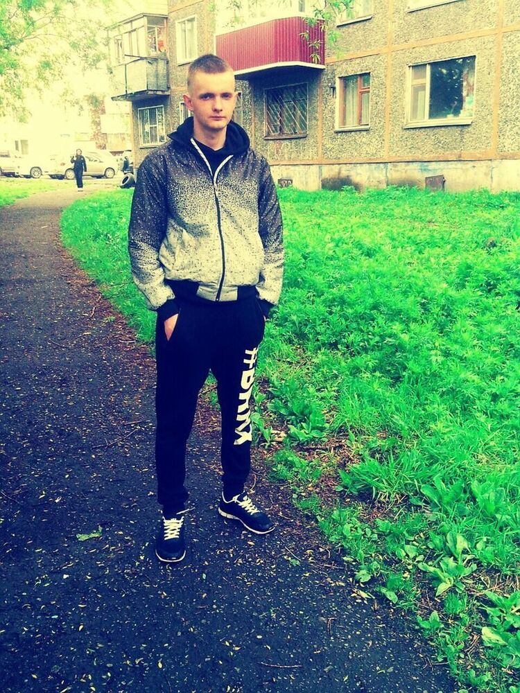 ,   Alex, 30 ,   