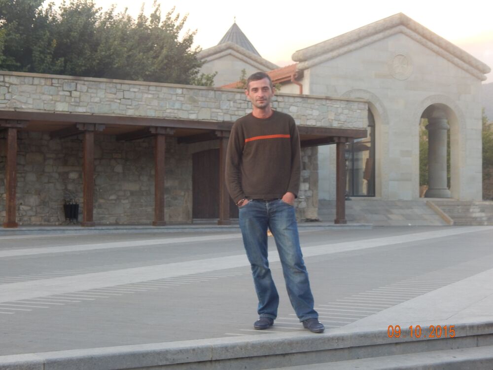  42655697  Giorgi, 37 ,    
