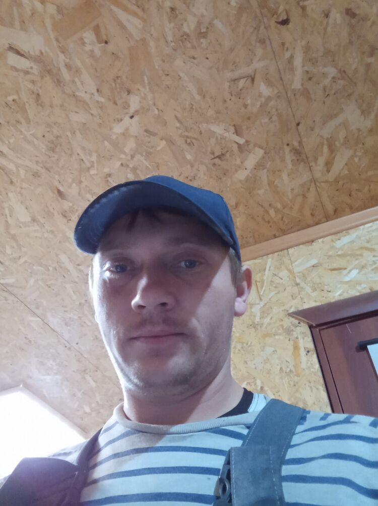  ,   Anton, 29 ,   ,   