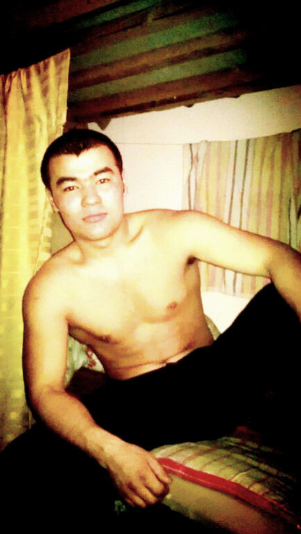  -,   Maxim, 31 ,   ,   , c , 