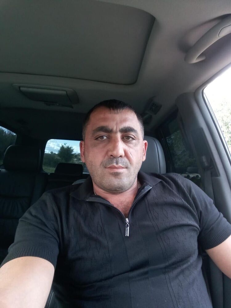  28346377  , 40 ,    