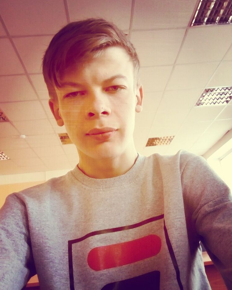  ,   Denis, 25 ,   ,   , c 