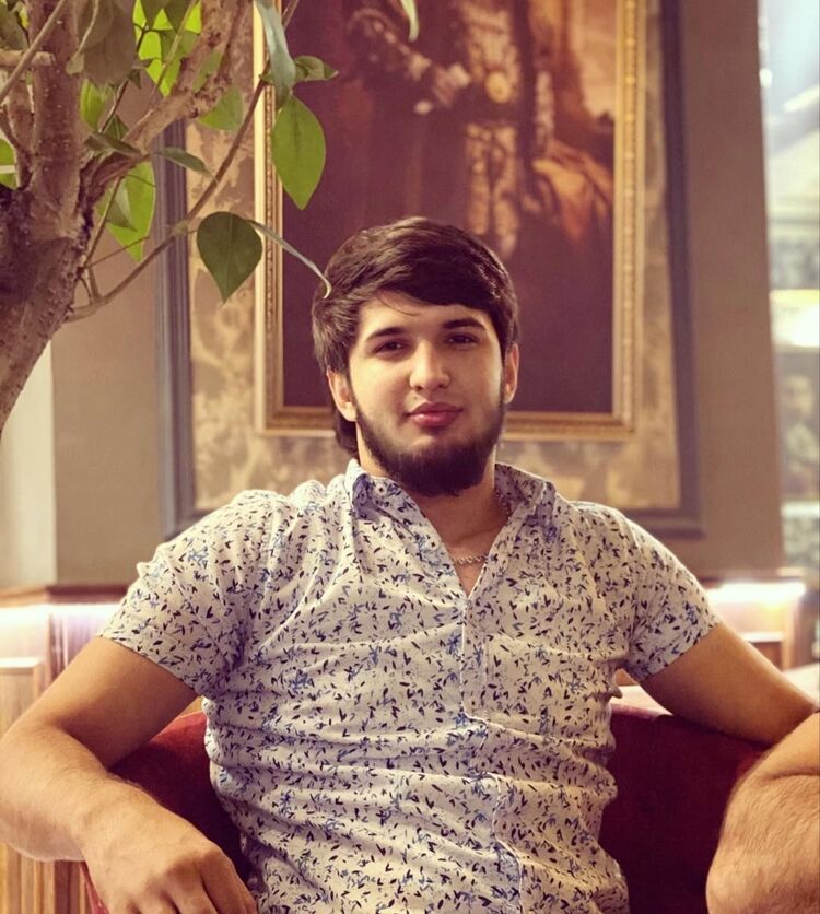  ,   Daniel, 24 ,   c 