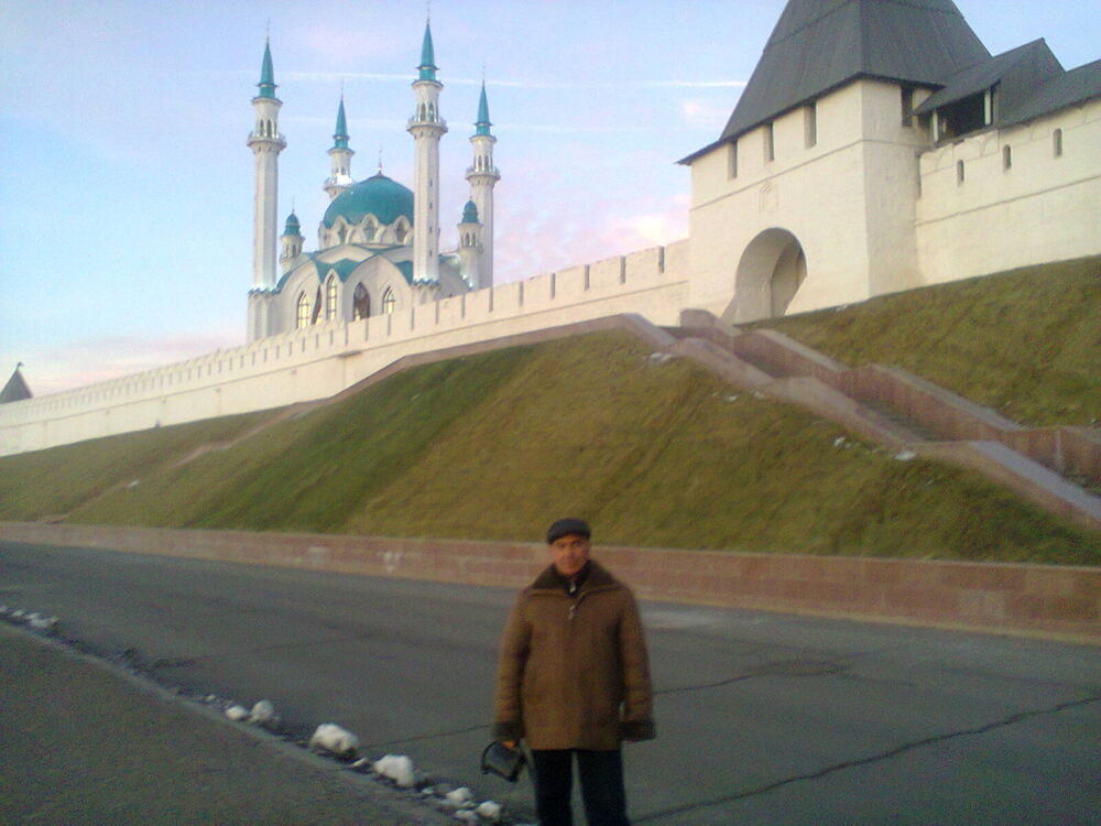  ,   KARAPET, 62 ,   