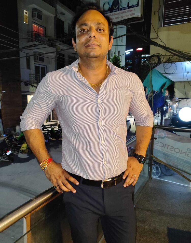  Gurgaon,   Pradeep, 40 ,   ,   