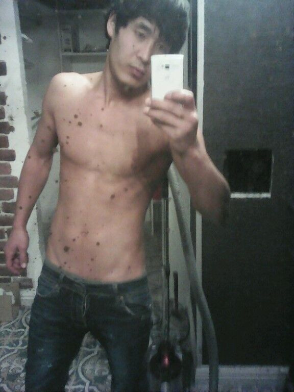  ,   Axmet, 33 ,   