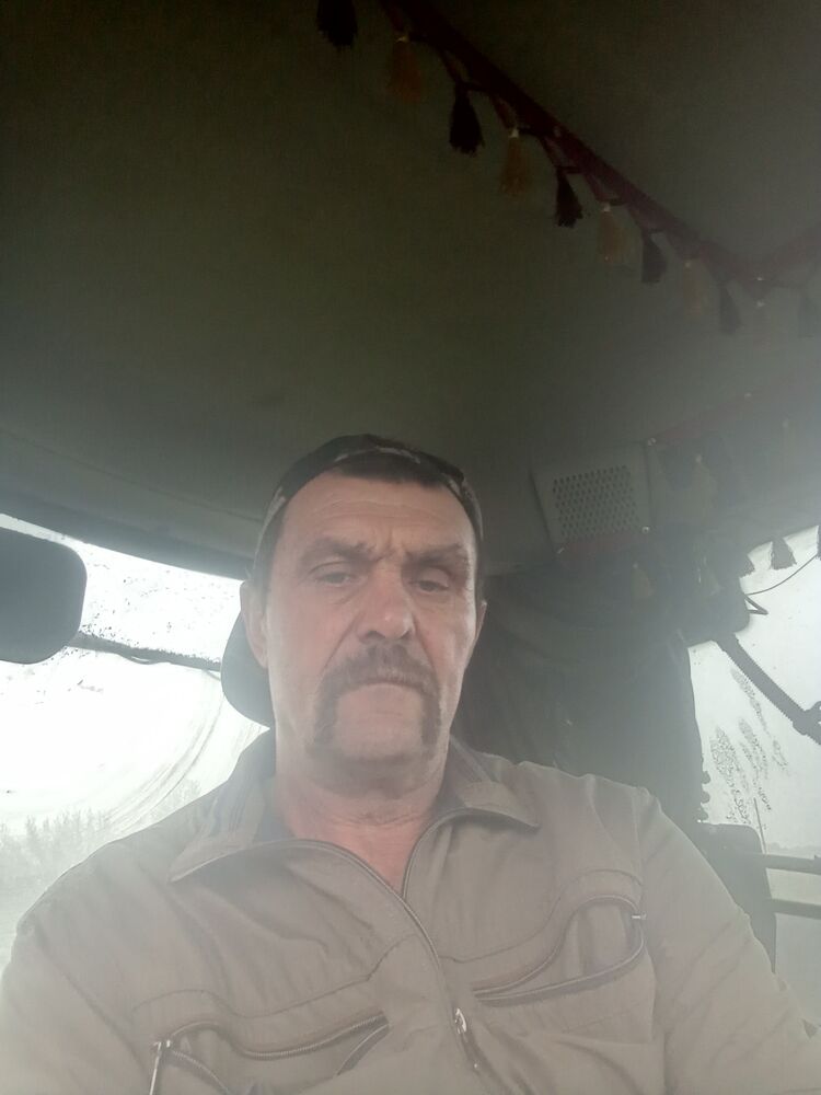  44258557  , 39 ,    
