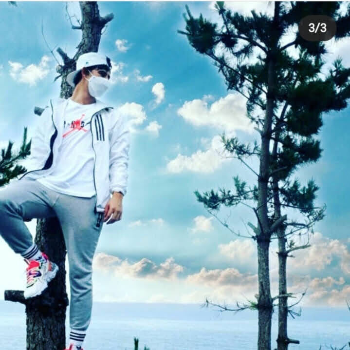  44057217  Artur, 29 ,    Kyongju
