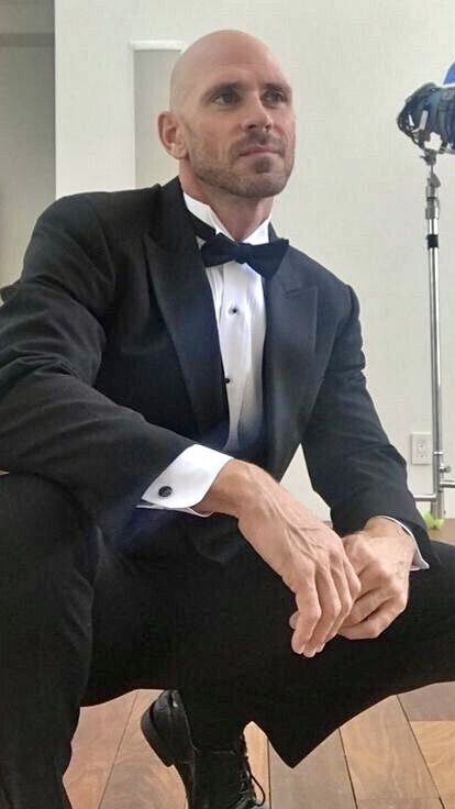  51490977  Johnny merio, 41 ,    