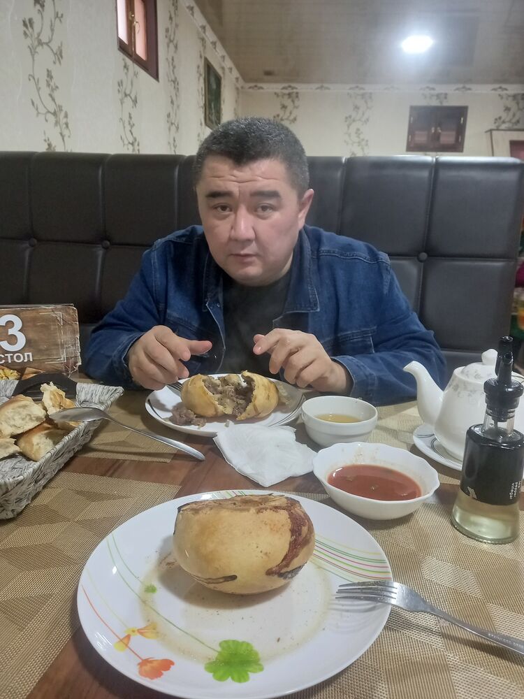  ,   Uzbek, 37 ,   ,   