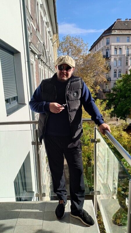  ,   Mindia, 40 ,   ,   