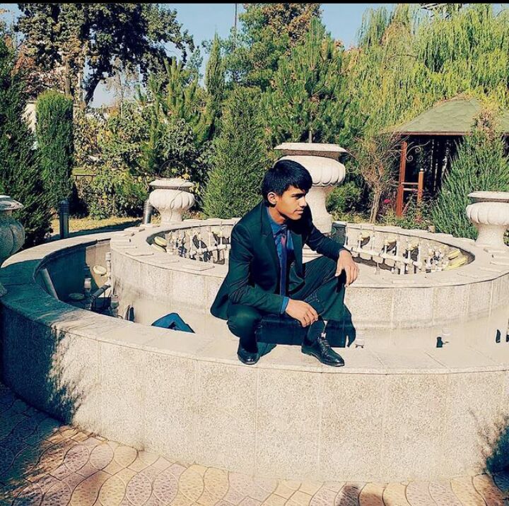  33504037  Muhibullo, 21 ,    