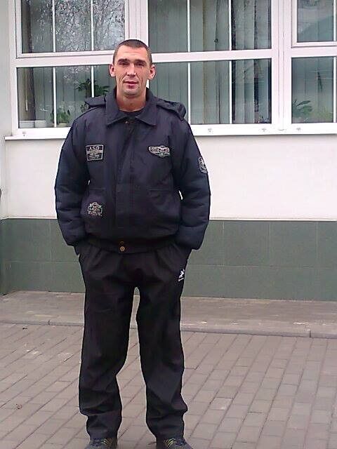  ,   Evgenij, 40 ,   ,   , c 