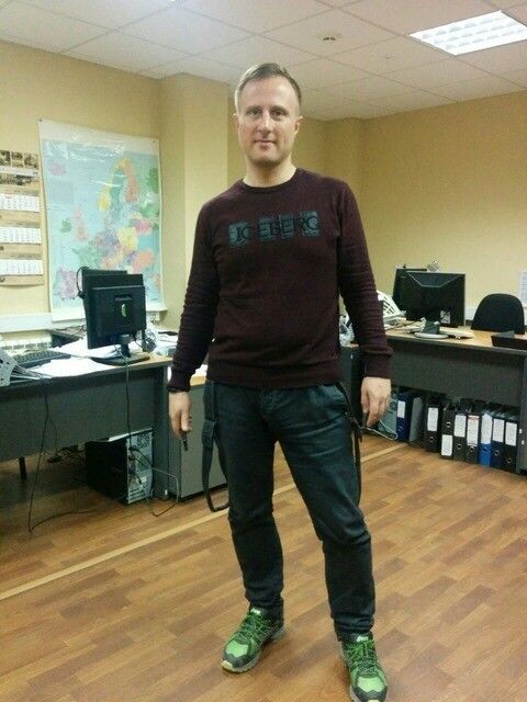  12723767  Dima, 44 ,    
