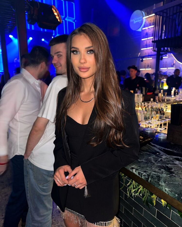  -,   , 22 ,   ,   