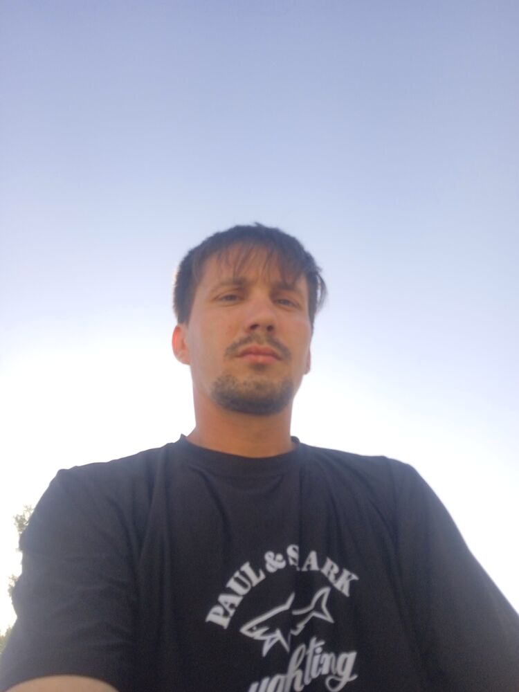  46233187  ˸, 31 ,    