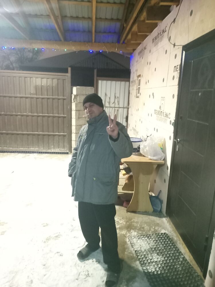  46358077  , 37 ,    