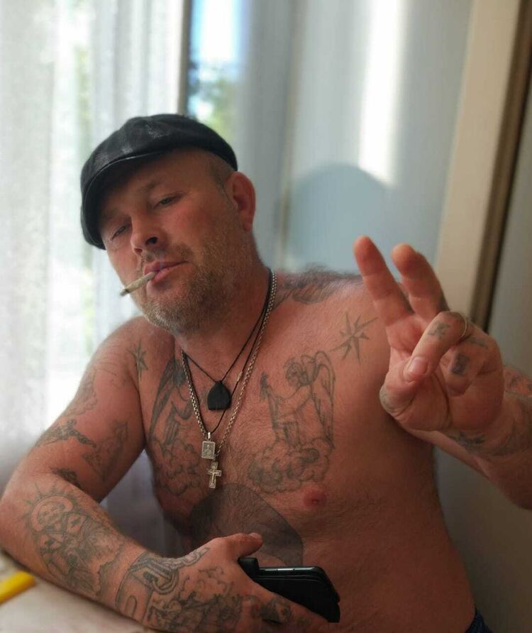  38029767  Sergei, 49 ,    -