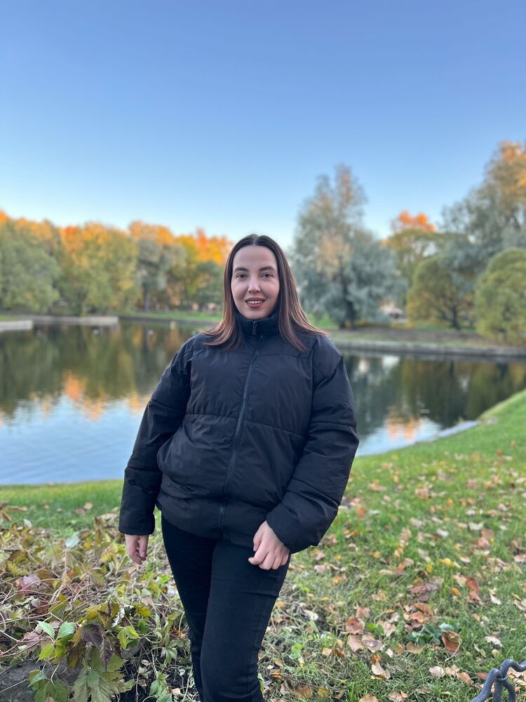  54520257  , 24 ,    -