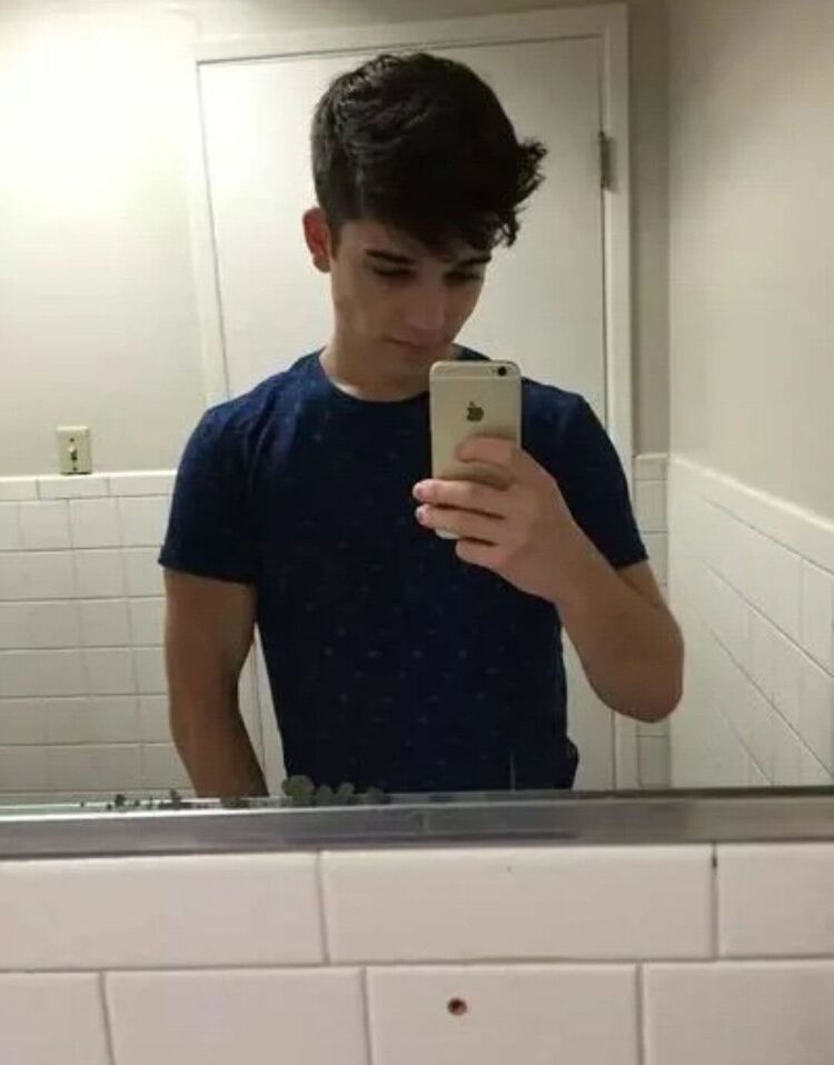  53955897  Vlad, 20 ,    