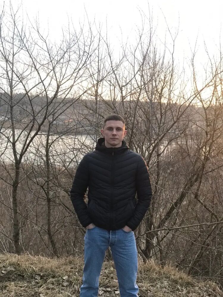  32844947  Pavel, 33 ,    