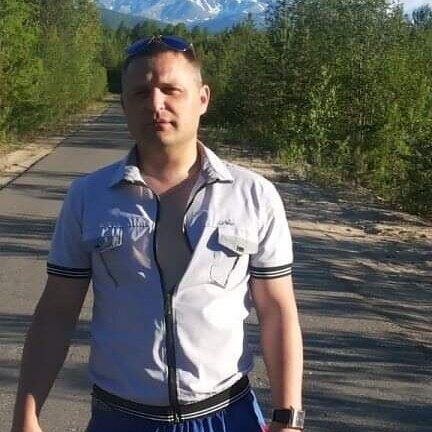  ,   Mikhail, 40 ,   ,   , c 