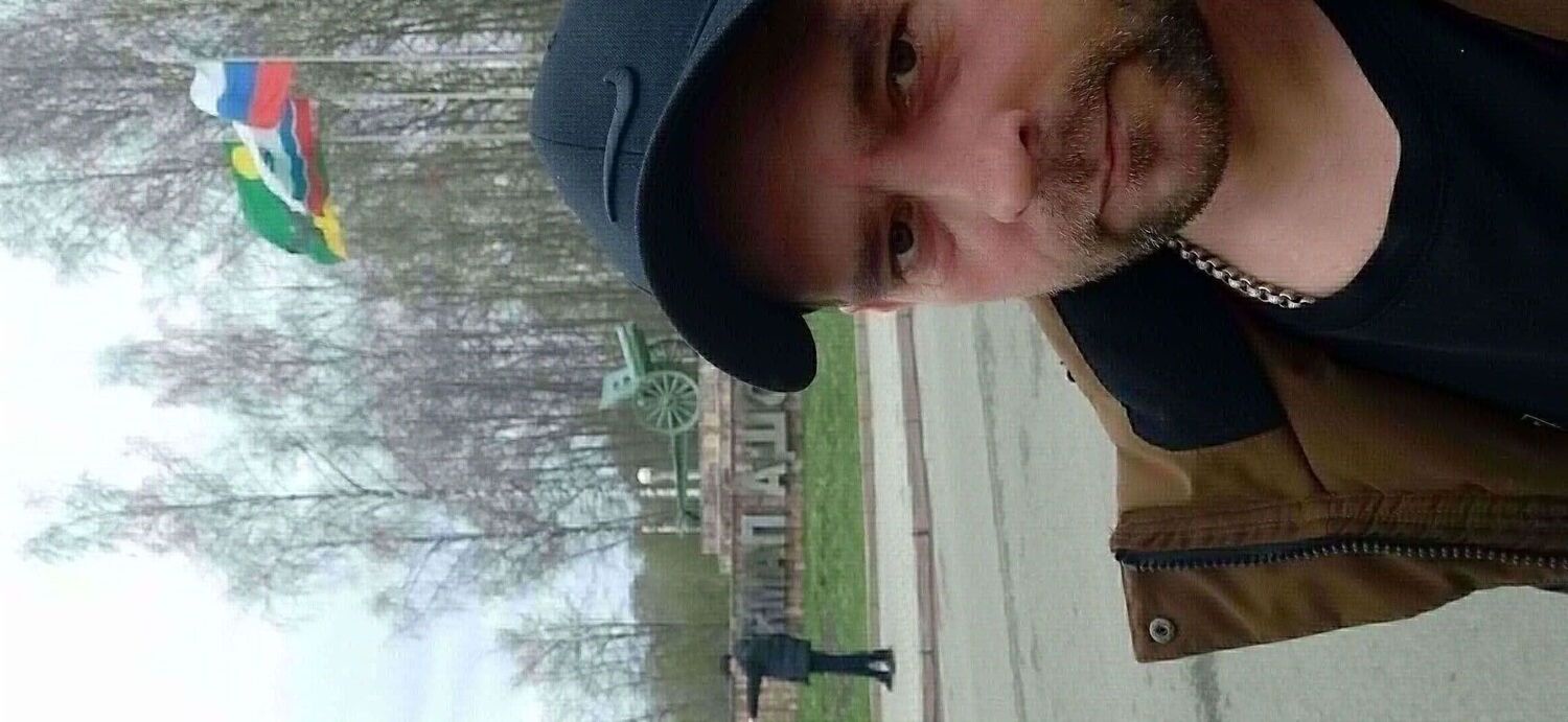 52433647  VLADIMIR, 39 ,    