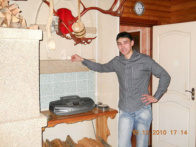  8031117  Farid, 40 ,    