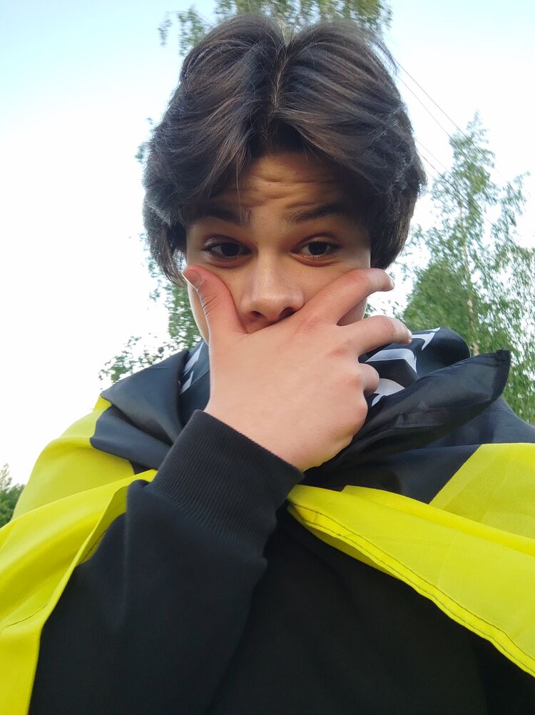  44274537  , 25 ,    -