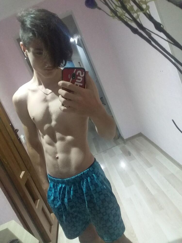  ,   Bogdan, 23 ,  
