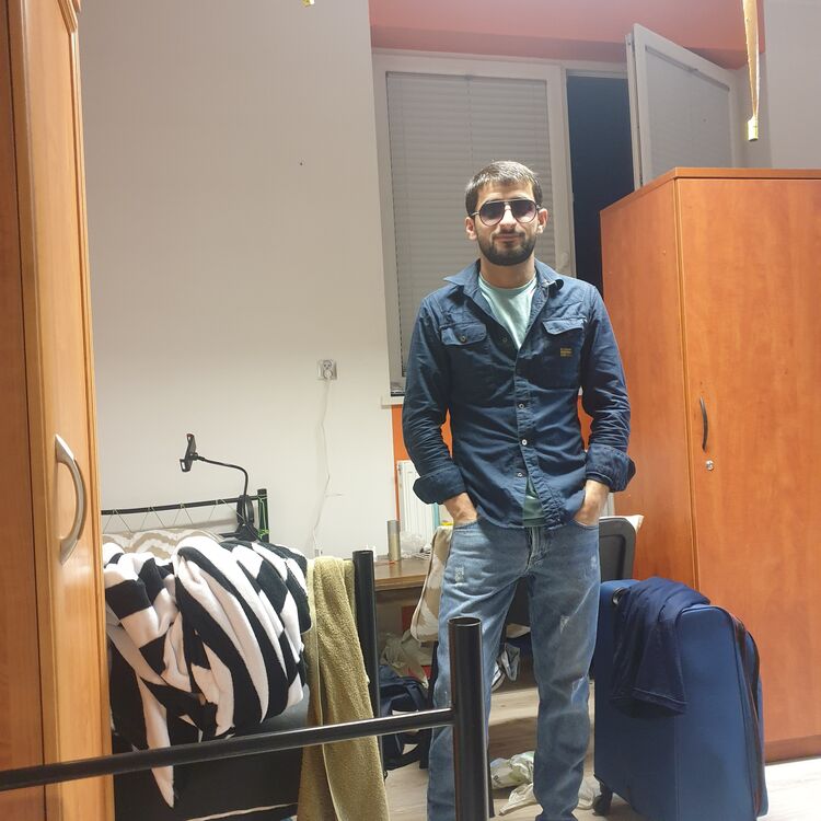  Kadikoy,   Eldar, 34 ,   ,   