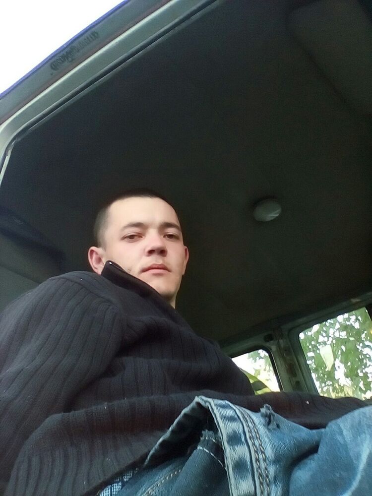  ,   Ruslan, 35 ,   ,   , c 